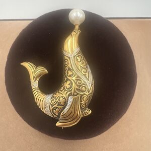 Vintage Spain Filigree BALANCING SEAL with pearl ball Brooch Silver And Gold